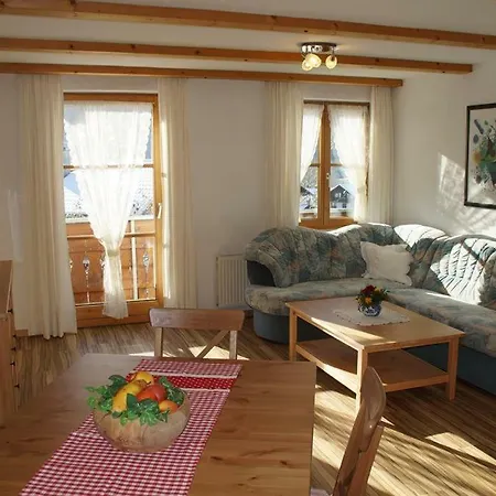 Haus Alpenblick Apartment *